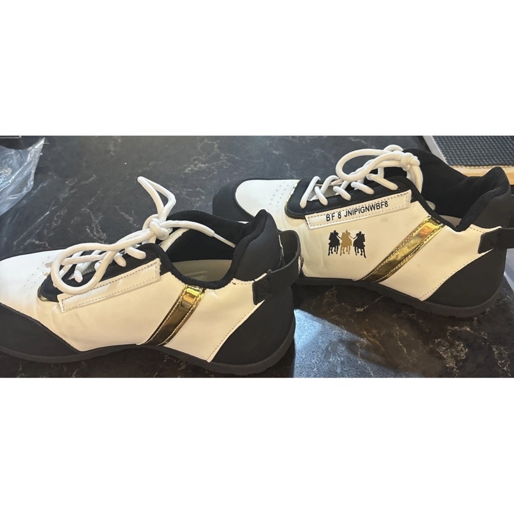 Fashion Sneakers LowTop Lace Up Size 7 BF 8 JNIPIGNWBF8 B&W Gold Trim Designer